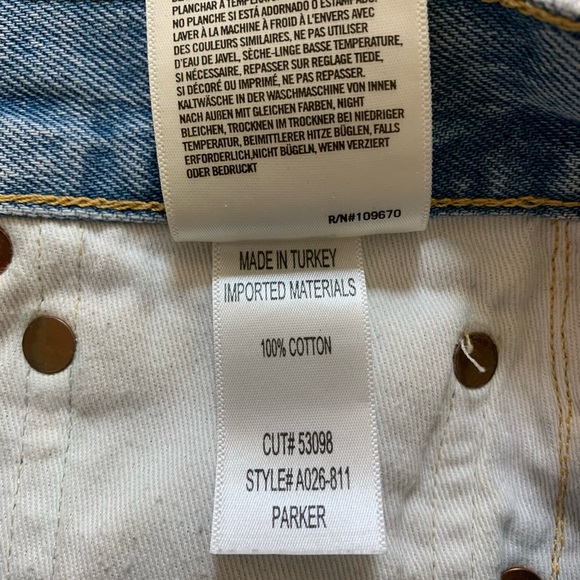 AGOLDE Parker Distressed Denim Shorts Swapmeet - Picture 14 of 15